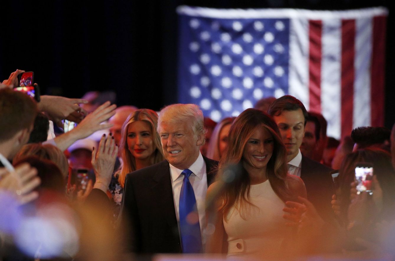 Foto: Donald Trump con su mujer Melania en la fiesta de la victoria de su campaña, en la Trump Tower, en Manhattan, Nueva York (Reuters).