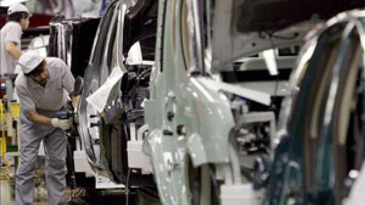 Los títulos de Peugeot se disparan un 12% ante el inminente acuerdo con General Motors