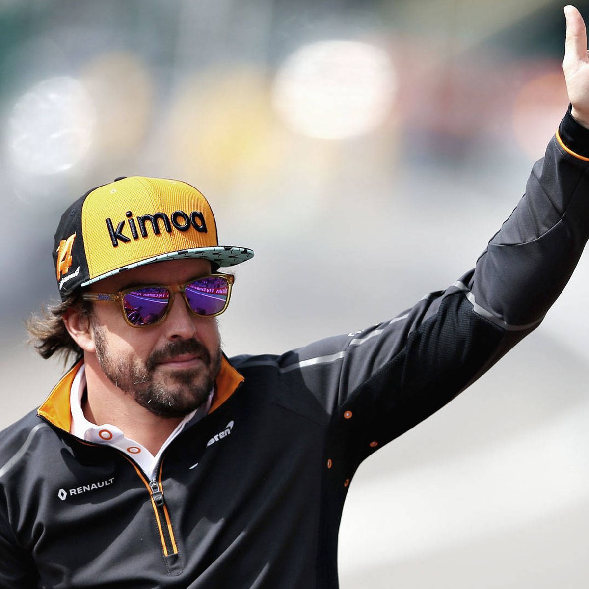 Los negocios Fernando Alonso: remonta en la moda y pelotazo en lo demás
