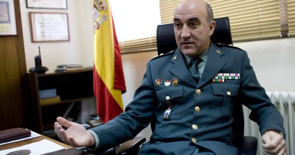 Foto: El teniente coronel de la Guardia Civil Eduardo Martínez Viqueira. (Miki López | La Nueva España)
