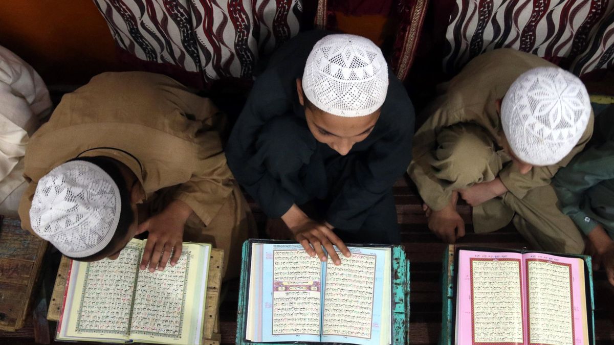 Madrasas y llave al cuello para abrir el cielo: manual de instrucciones para crear un talibán
