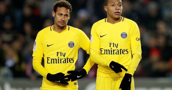 Foto: Neymar y Mbappé perdieron su primer partido con el PSG. (Reuters)