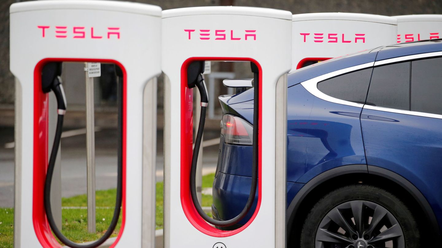 Reemplazar las baterías de un Tesla puede llegar a los 25.000 euros