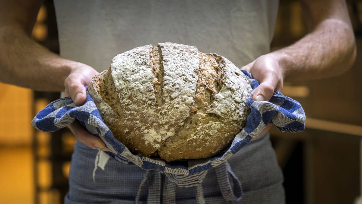Cómo hacer pan y no tirarlo a la basura según sale del horno