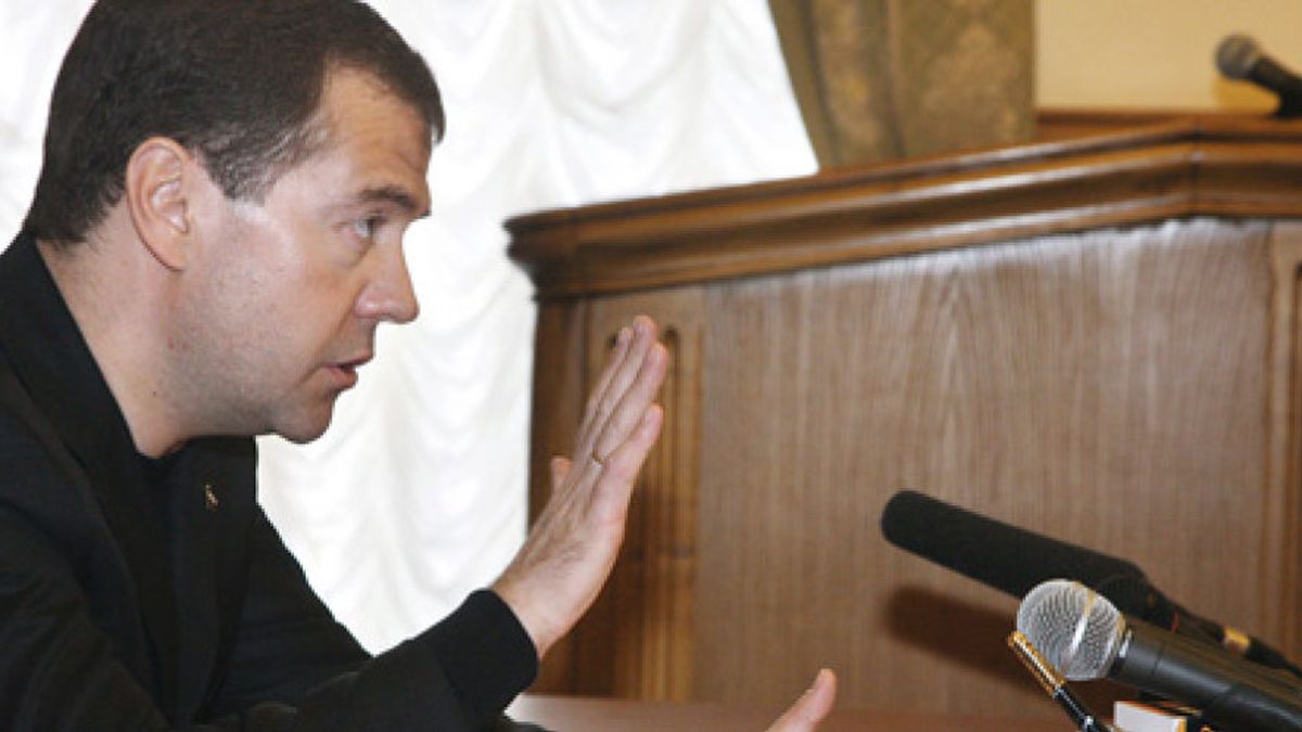 Medvedev promete "matar" a los terroristas