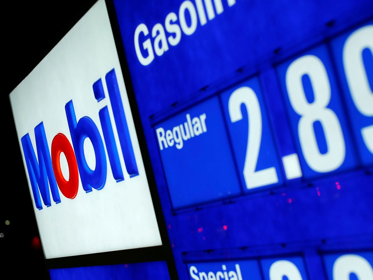 Foto: Exxon Mobil, logo en el Dow Jones