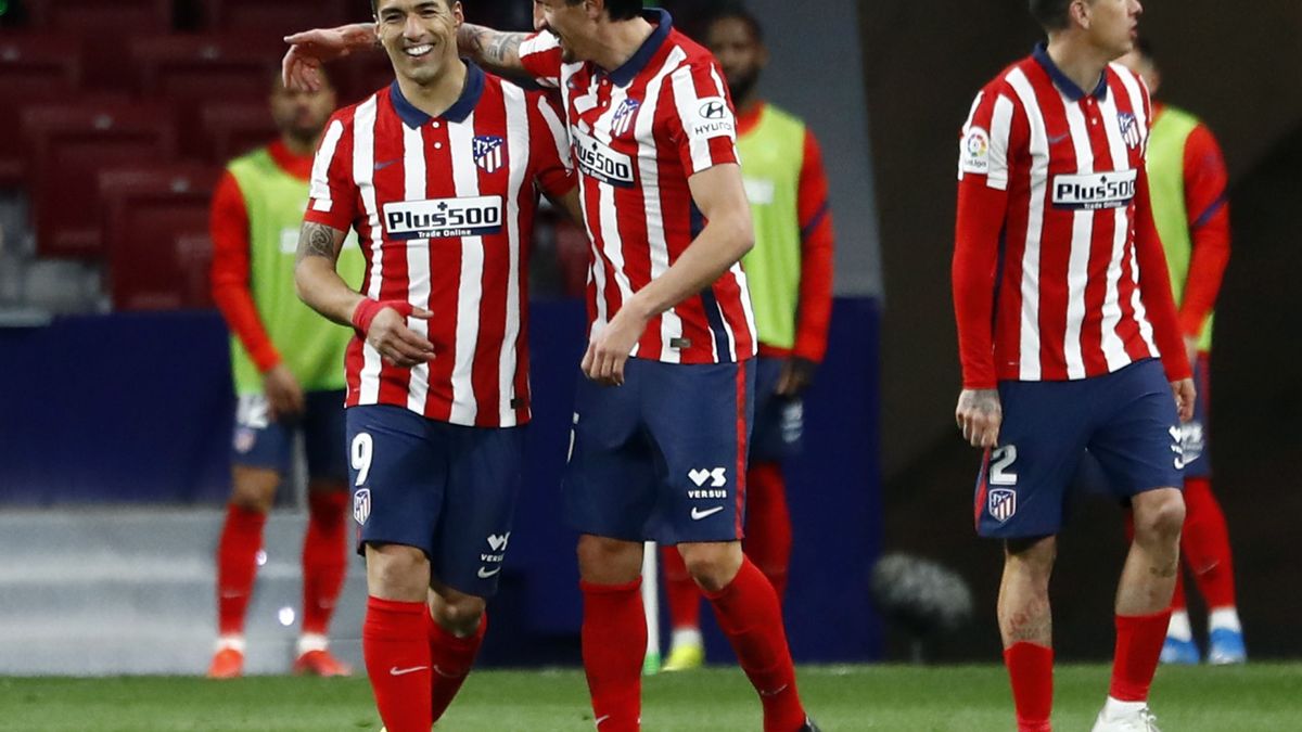 Salvador Oblak, goleador Suárez: El Atlético de Madrid se aferra al  liderato (1-0)