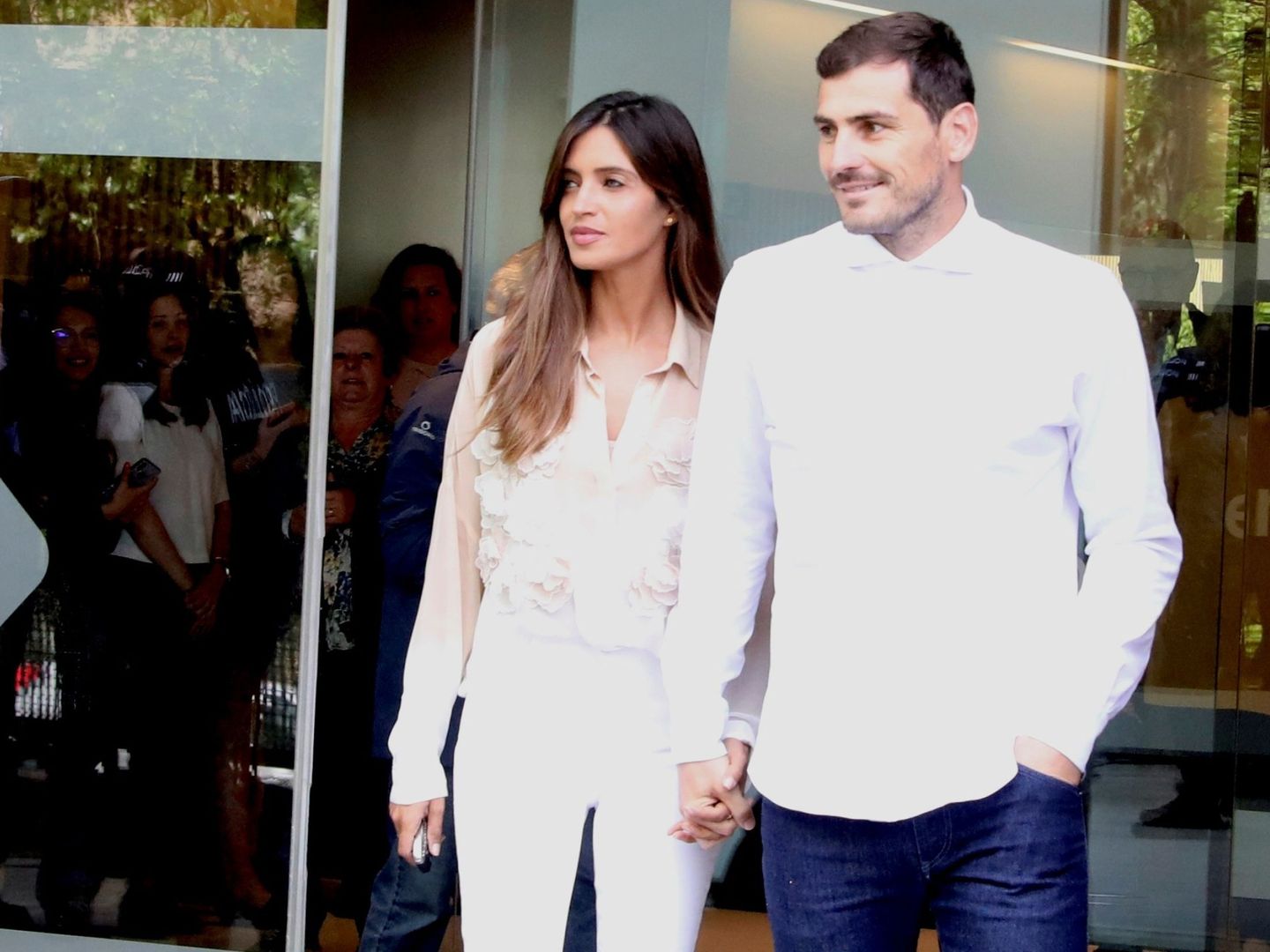 Sara Carbonero e Iker Casillas, tras el infarto que sufrió el portero en mayo de 2019. (EFE)