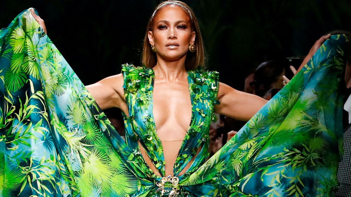 Jennifer Lopez, Primark tiene un bañador inspirado en tu 'jungle dress' por 15 euros 
