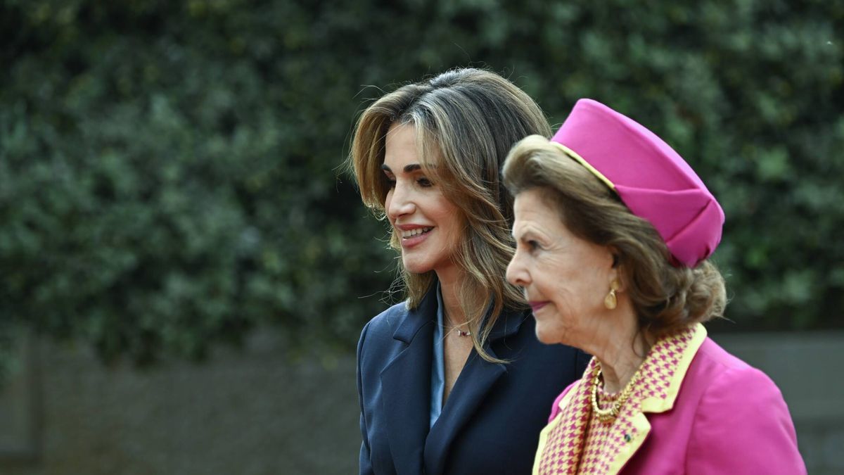 El look 'Una rubia muy legal' de Silvia de Suecia en su encuentro con Rania de Jordania