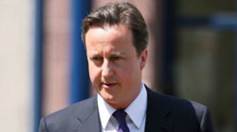 Foto: Cameron acusa a Brown y advierte que la deuda británica es mayor de lo estimado