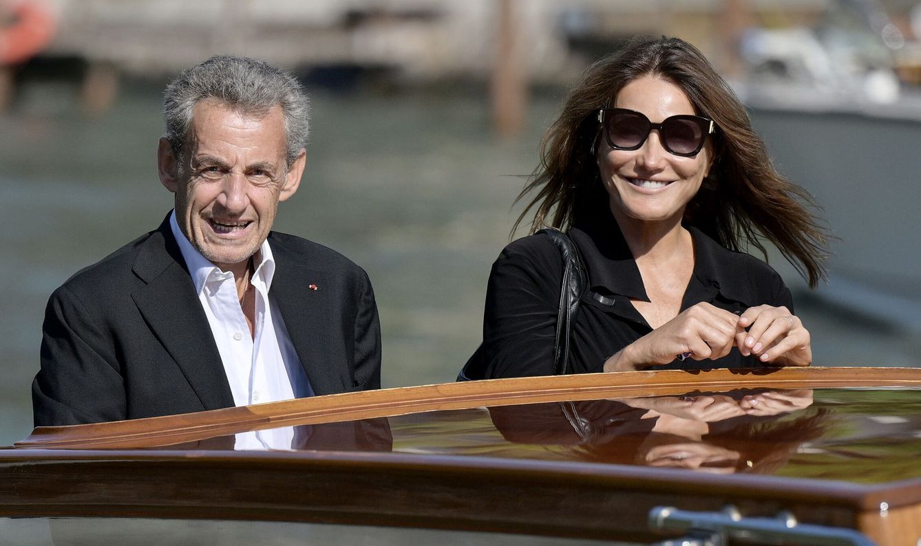 Carla Bruni y Nicolas Sarkozy en Venecia. (EFE)
