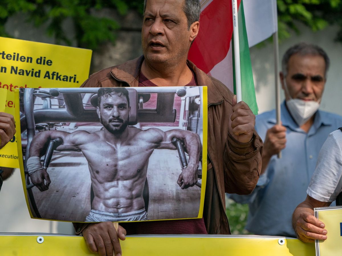 Foto: Navid fue acusado bajo tortura de asesinato por el Gobierno iraní. (EFE))