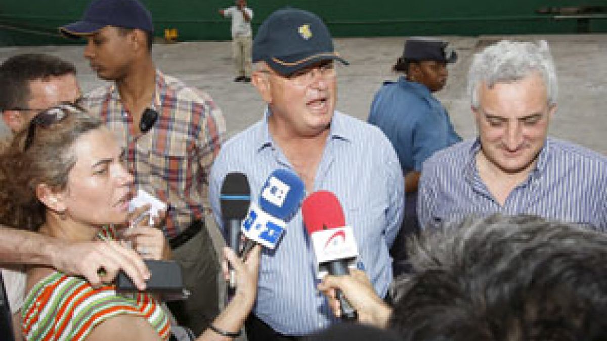 Moratinos coloca a su negociador del caso ‘Playa de Bakio’ al frente del ‘Alakrana’