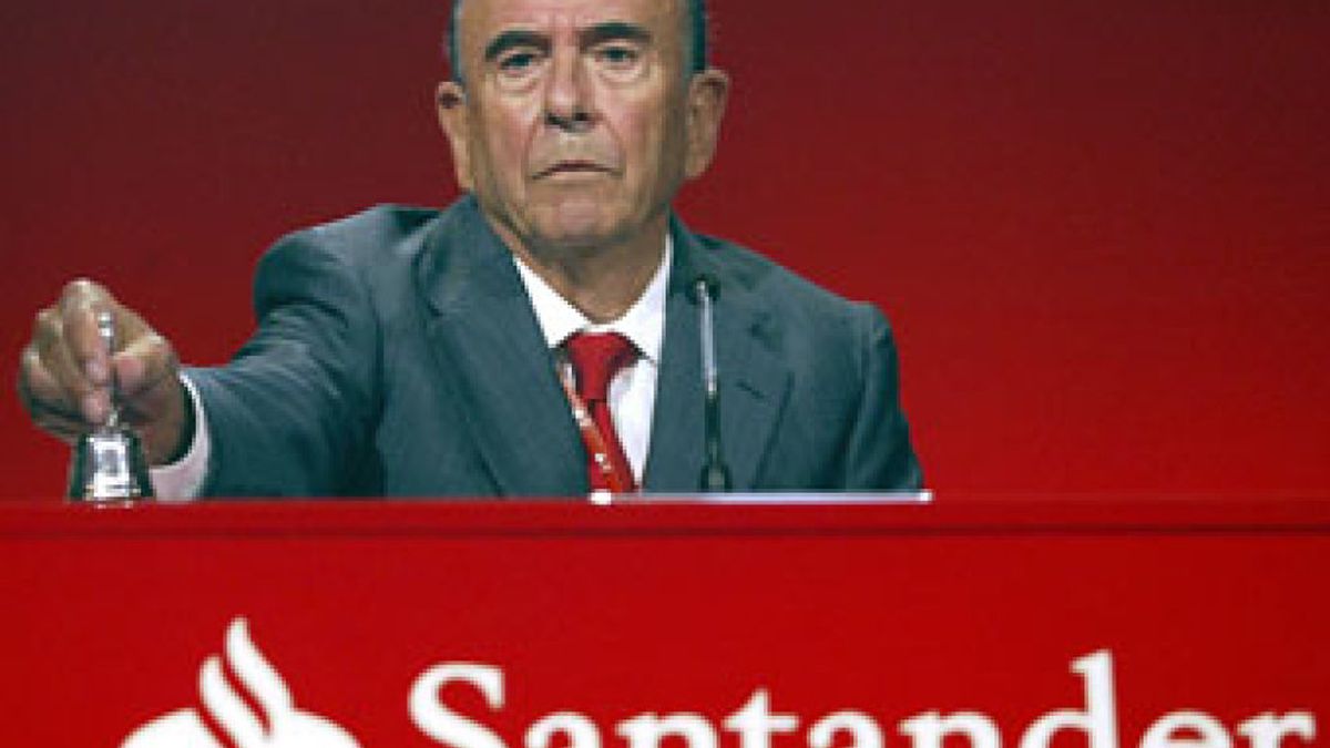 Santander compensa con 12,1 millones a partícipes de dos fondos por desequilibrio en la política de inversión