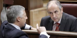 CiU y PNV se mofan de la debilidad de un Zapatero en sus horas más bajas