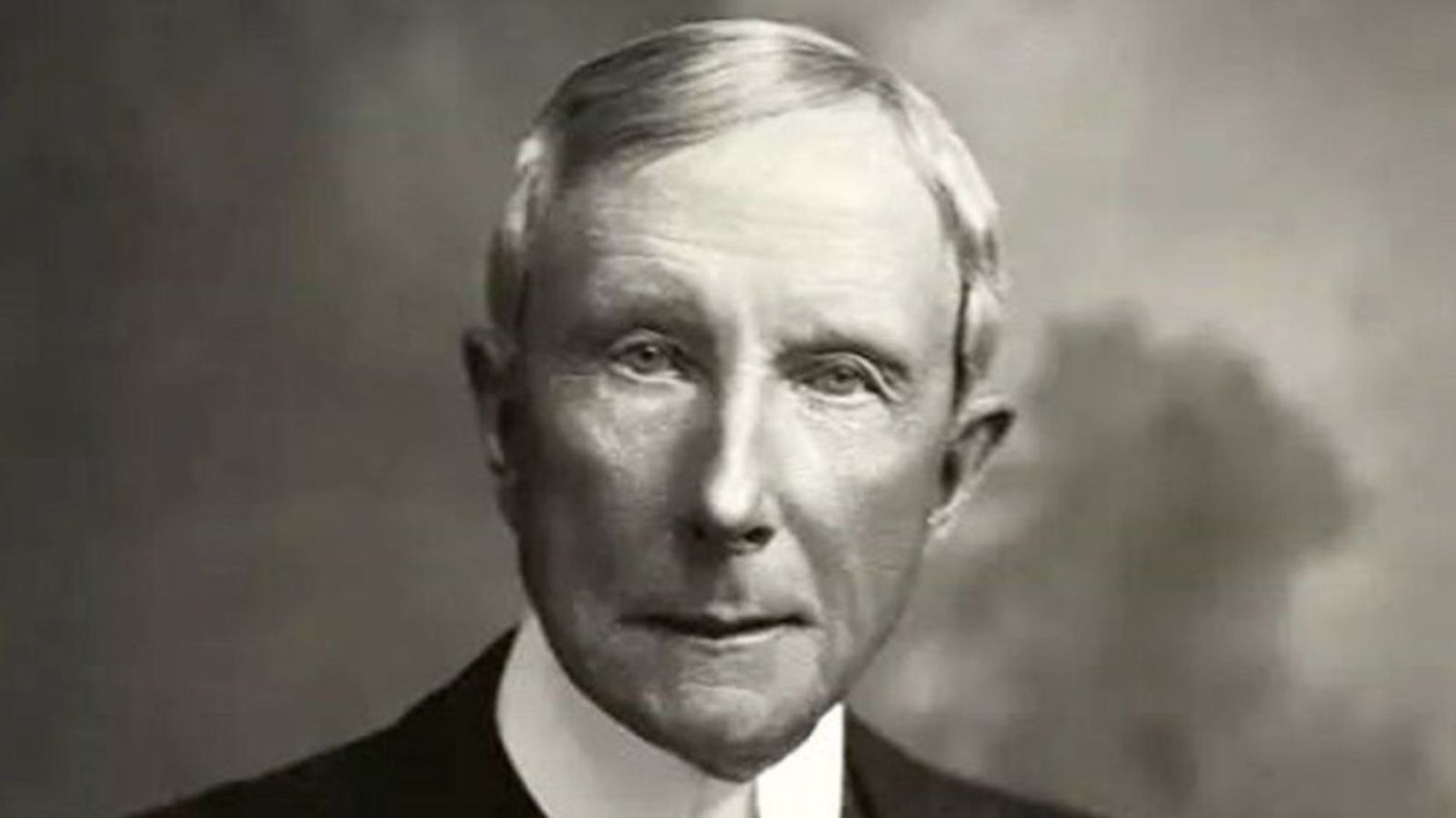 John D. Rockefeller, magnate: "La pobreza cómoda es más peligrosa que la miseria"