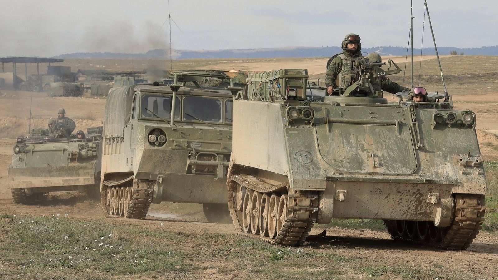 Foto: renacer-vehiculos-militares-obsoletos-robtos