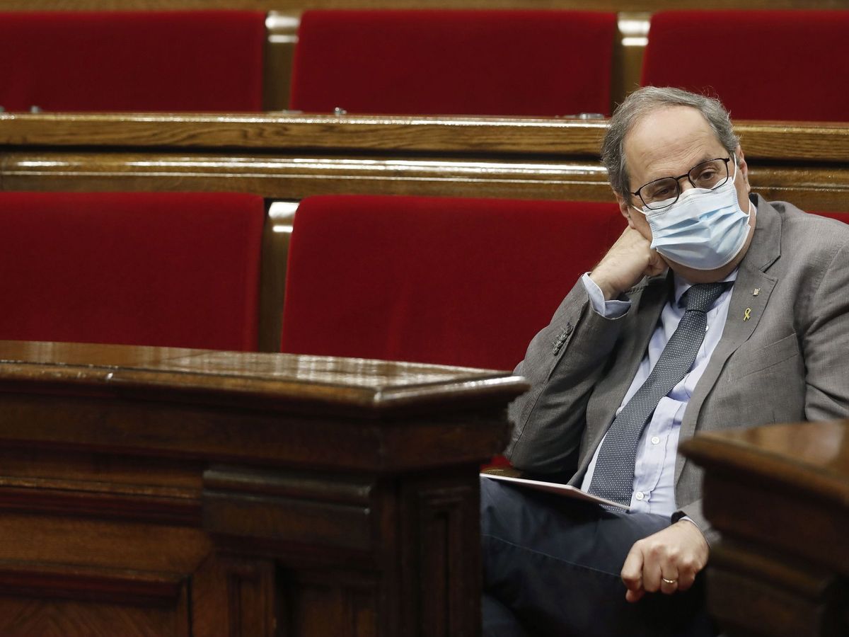 Foto: El presidente de la Generalitat, Quim Torra, este miércoles en el Parlament durante la sesión de control al Gobierno catalán. (EFE)