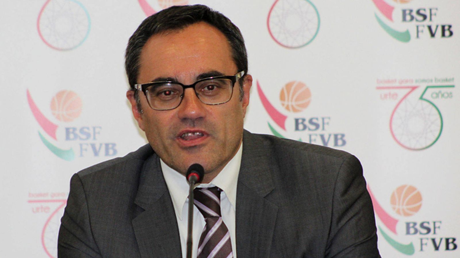 Foto: Arturo Aguado es el presidente de la Federación Vasca de Baloncesto.