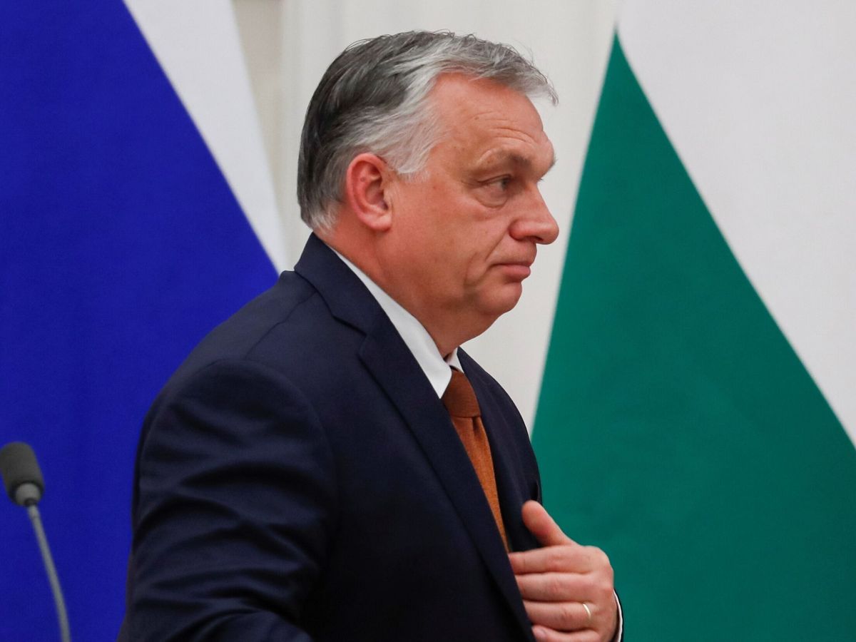 Foto: El primer ministro húngaro Viktor Orbán en Moscú durante su rueda de prensa junto a Vladimir Putin. (EFE/Yuri Kochetkov)