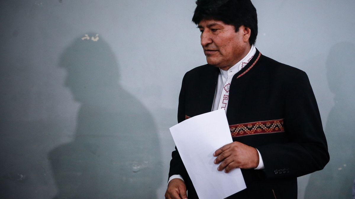 Bolivia implica a Morales en irregularidades en concesiones a constructoras