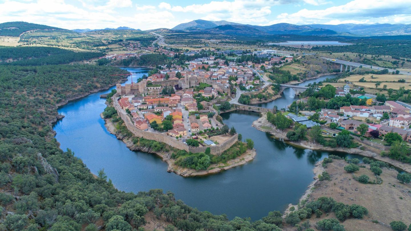 Vista área de Buitrago del Lozoya. (Foto: cedida por la Comunidad de Madrid)