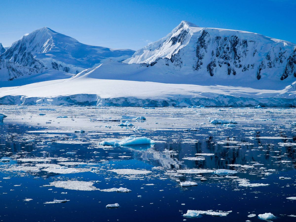 Foto: El hielo marino puede controlar la estabilidad de la capa de hielo de la Antártida, según una nueva investigación. (Fuente: iStock)