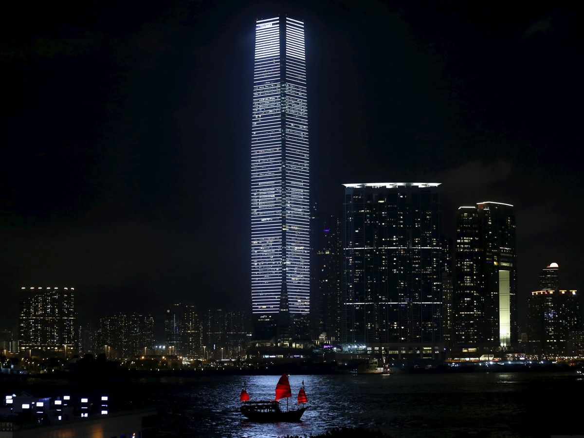 Foto: El International Commerce Centre de Hong Kong. En el nivel 95 tiene su sede el BBVA en China. (Reuters)