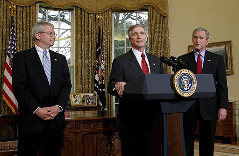 Foto: Bush anuncia al sucesor de su jefe de gabinete