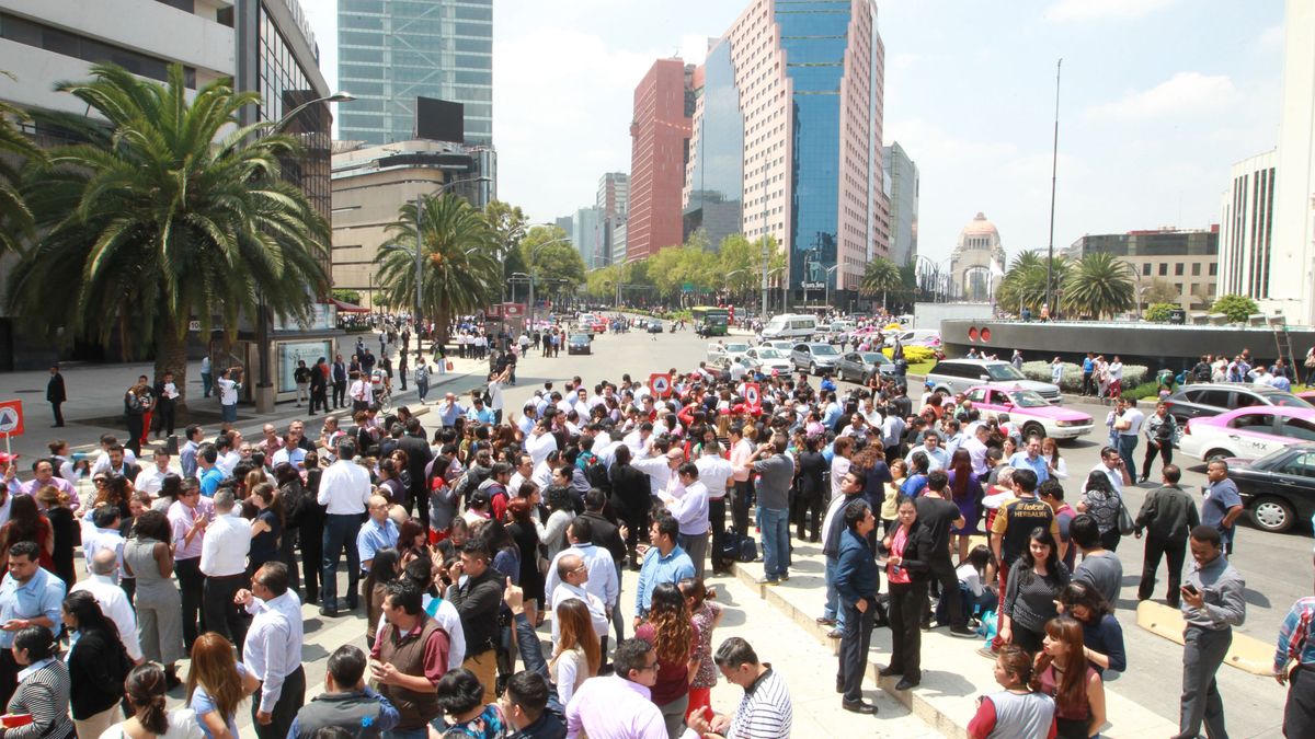 La embajada en México activa el protocolo para localizar a españoles tras el terremoto