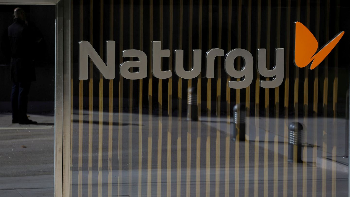 Sede de Naturgy en Madrid. (Reuters/Sergio Pérez)
