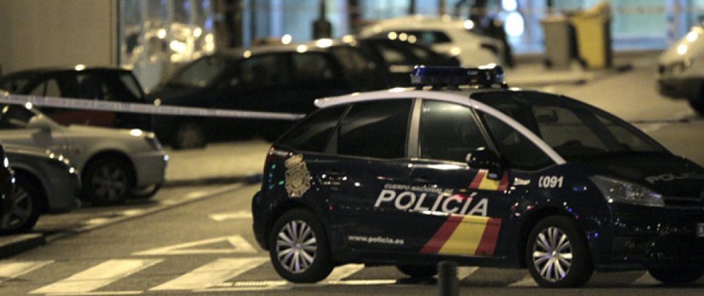 Foto: Los Tedax explosionan un paquete sospechoso próximo a la Fiscalía Provincial de Madrid