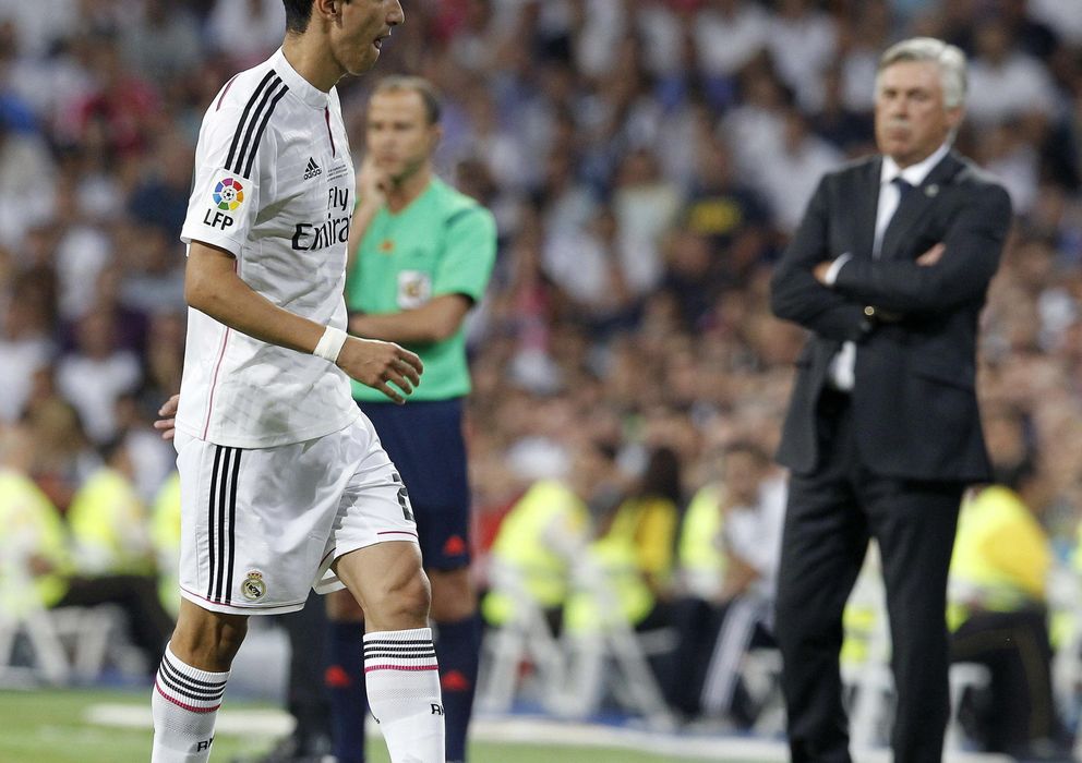 Foto: Ángel Di María, ante Ancelotti, en su último partido como jugador del Real Madrid (EFE).