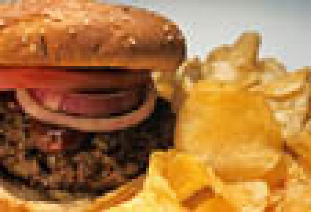 Foto: La comida rápida y los refrescos azucarados aumentan la obesidad en España y Europa