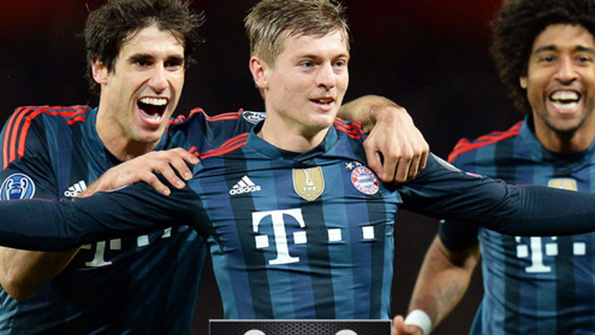 El Bayern de Guardiola suda para ganar a un Arsenal al que Özil dejó con 'nueve'