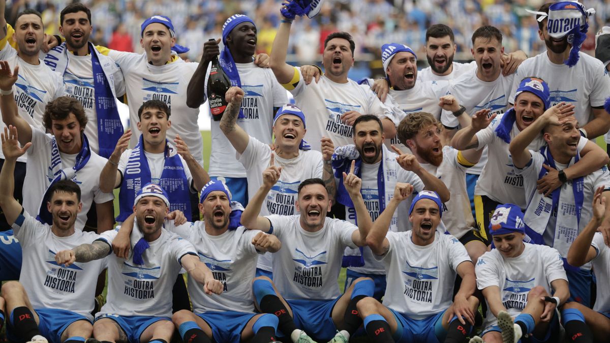 Una noche de las de antes: el regreso del Dépor al fútbol profesional que emocionó a La Coruña