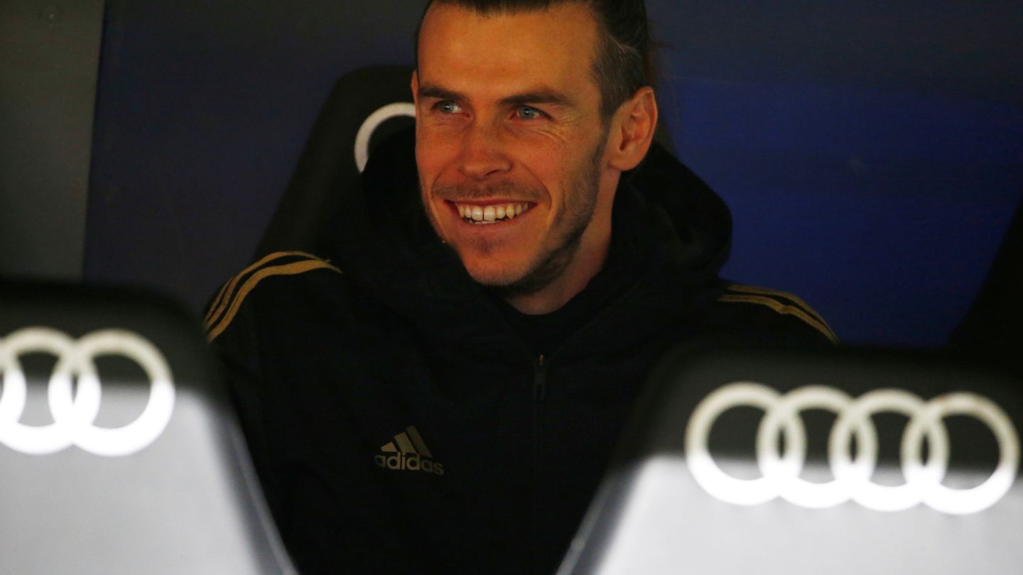 Gareth Bale en el banquillo durante el Real Madrid-Real Sociedad. (Reuters)
