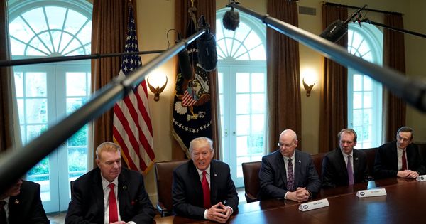 Foto: Donald Trump anuncia en rueda de prensa la introducción de aranceles a la importación de acero y aluminio, el pasado 1 de marzo de 2018. (Reuters)