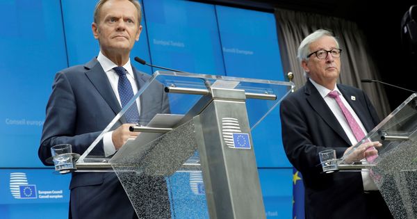 Foto: El presidente del Consejo Europeo, Donald Tusk, junto al presidente de la Comisión Europea, Jean-Claude Juncker. (EFE)
