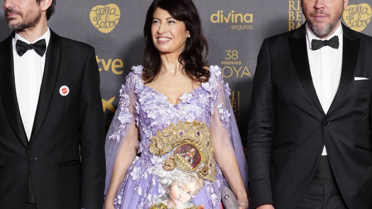 El original estilo de moda de la ministra Ana Redondo, de su vestido de los Premios Goya a su gran amuleto
