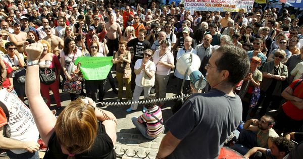 Foto: Protestas contra los políticos en Sol en 2011. (EFE)
