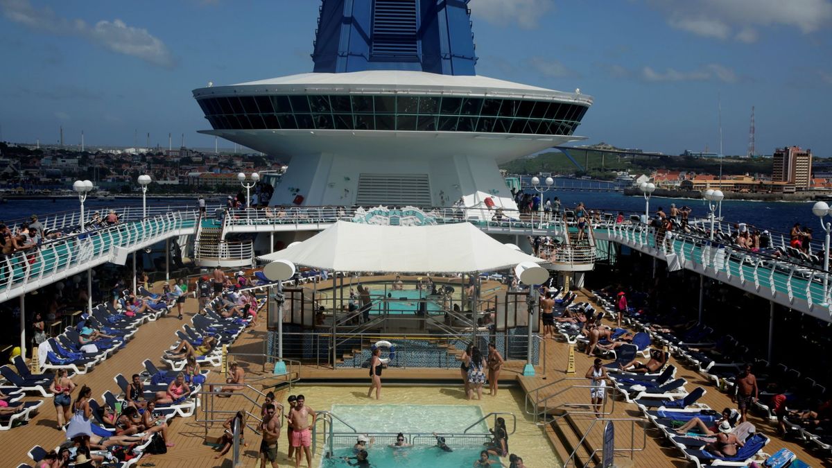 Royal Caribbean asumirá gastos de viajes y los buques en el concurso de Pullmantur