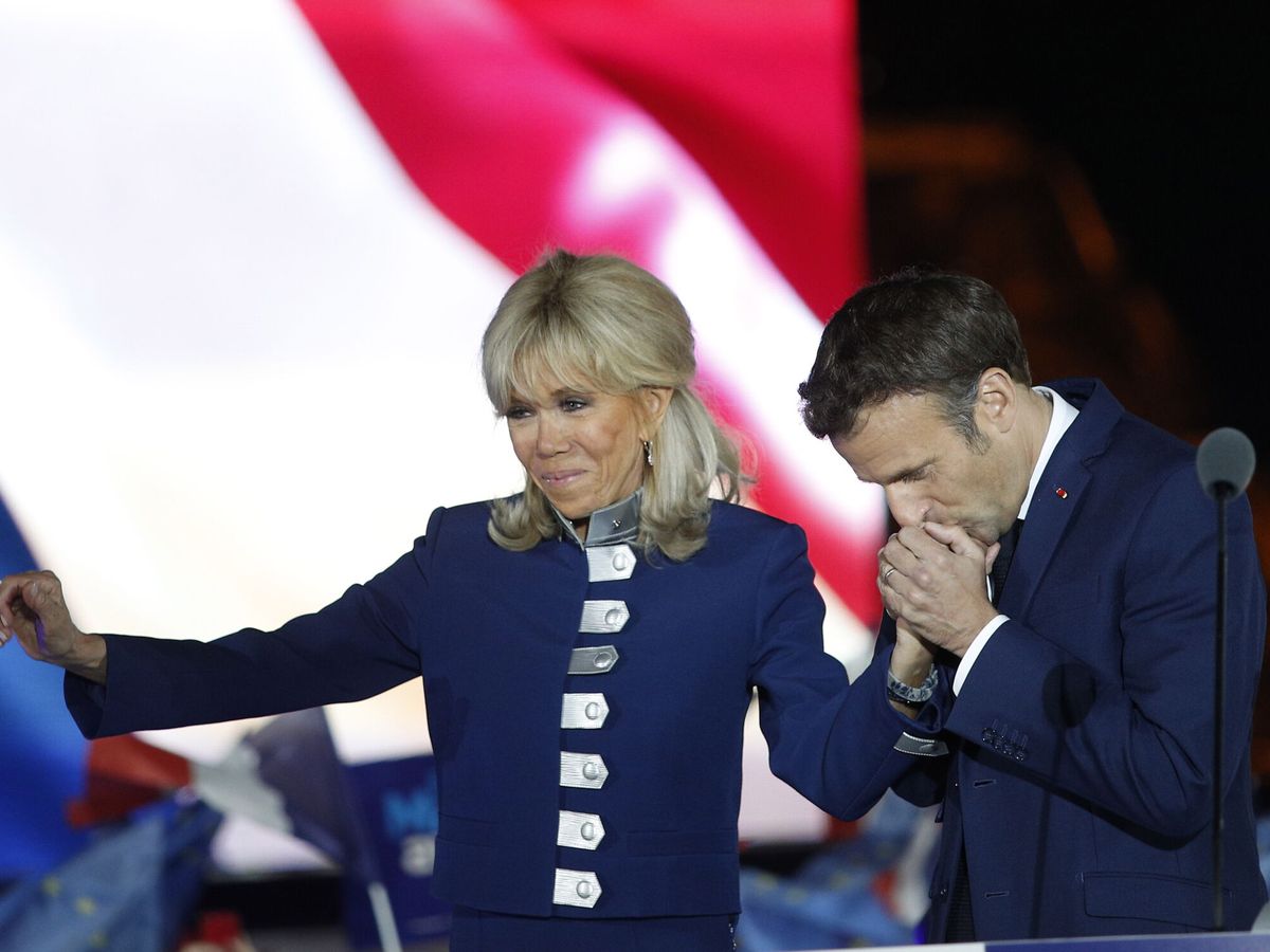 Foto:  El presidente francés, Emmanuel Macron, y su mujer, Brigitte Macron. (EFE/Yoan Valat)