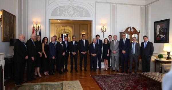Foto: Pedro Sánchez junto a empresarios e inversores en Nueva York. (Cámara de Comercio de EEUU en España) 