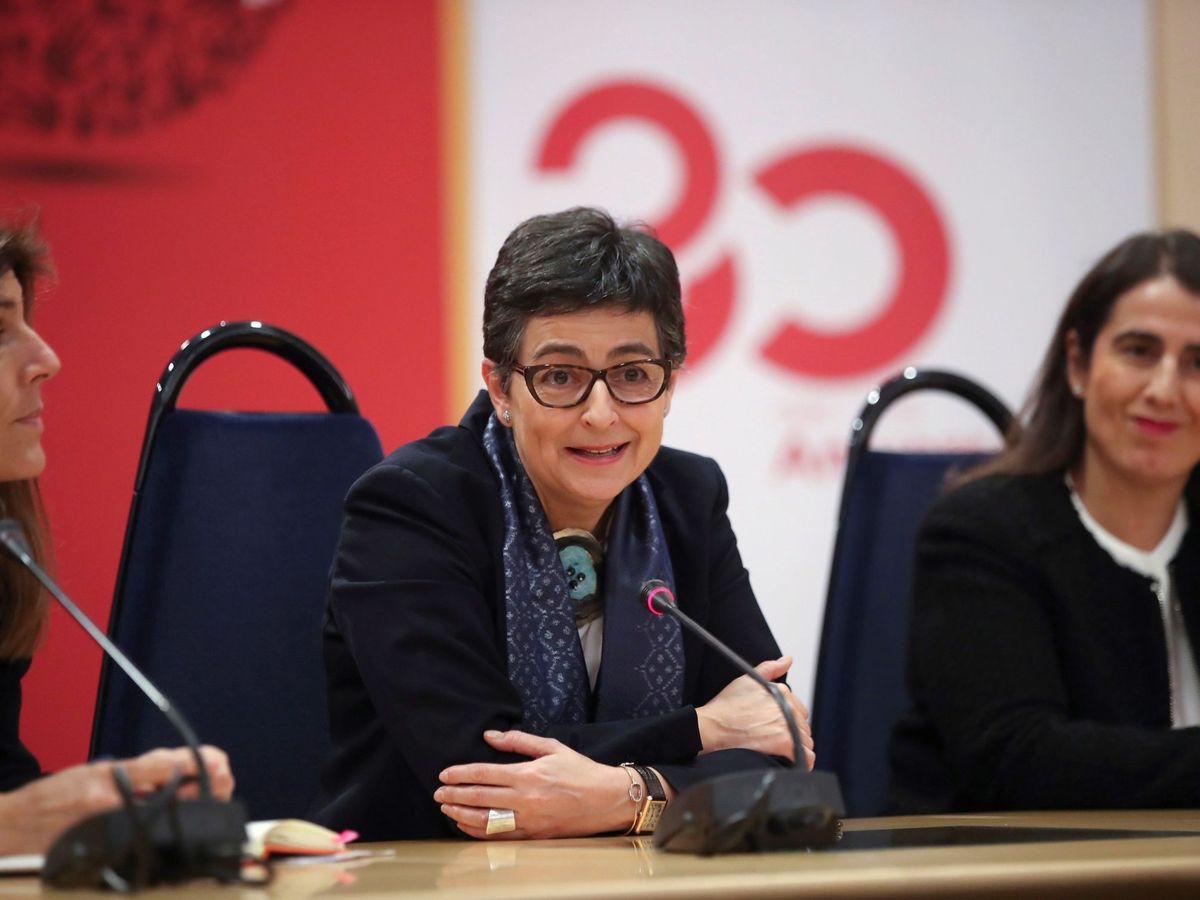 Foto: La ministra de Exteriores, Arancha González Laya (c). (EFE)