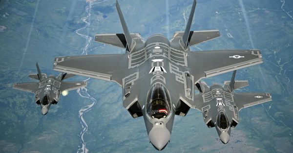 Foto: El F-35 es hoy en día el avión tecnológicamente más avanzado en cuanto a integración de sistemas. (Foto USAF)