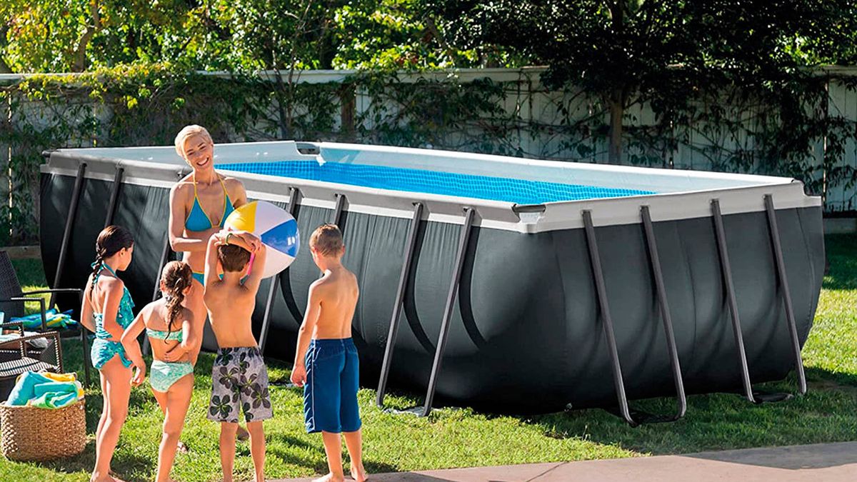 Las mejores piscinas desmontables del mercado para colocar en el jardín de tu casa