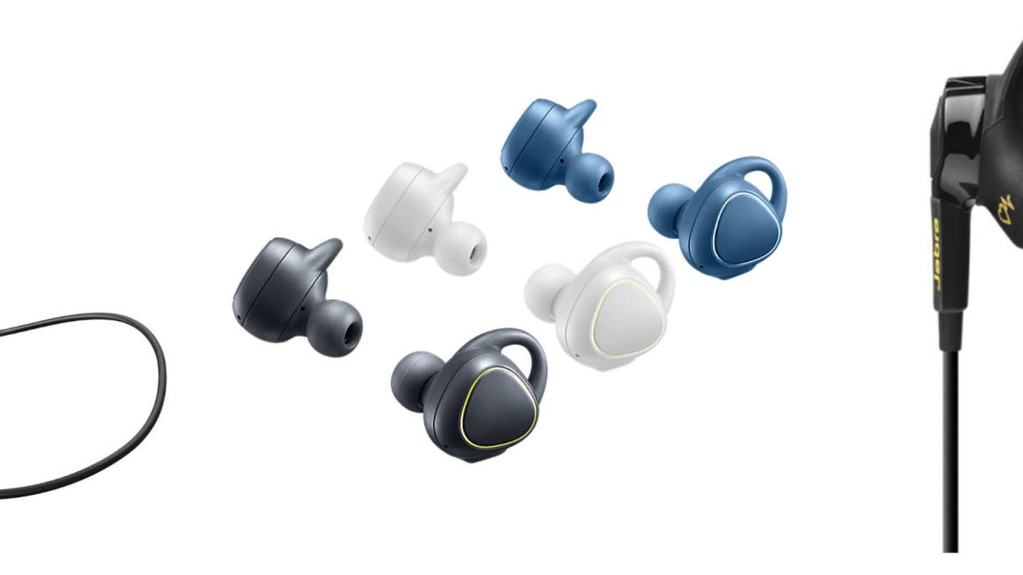 De izda a dcha: auriculares Bose SoundSport Pulse, Gear IconX de Samsung y Jabra Sport Pulse Special Edition. 