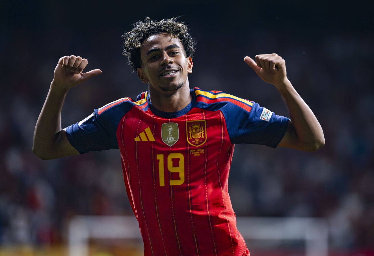 Lamine Yamal celebra su gol contra la República Checa. (AFP7)
